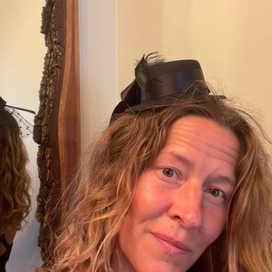 Fascinator by Cara New York